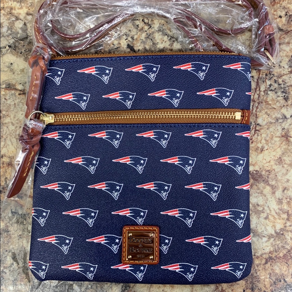 Dooney & Bourke Crossbody Purse